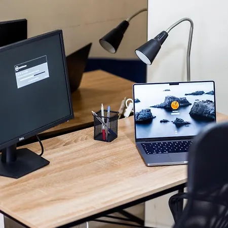 Work-friendly Apartments, *