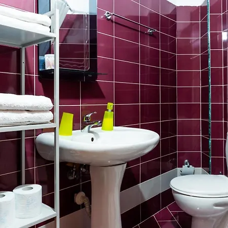 Work-friendly Apartments, Sarandë