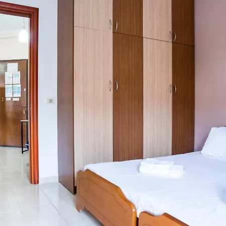 Work-friendly Apartments, Apartamento