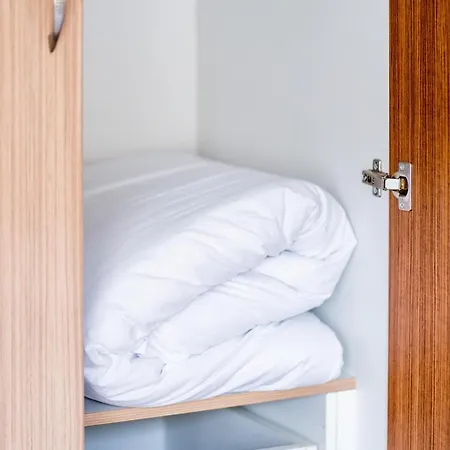 Work-friendly Apartments, Sarandë