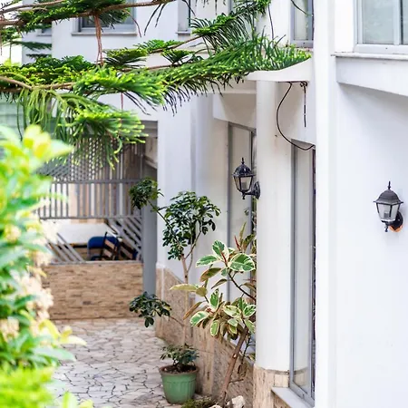 Work-friendly Apartments, *