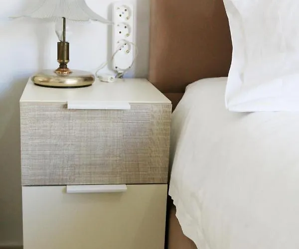 Work-friendly Apartments, Apartamento